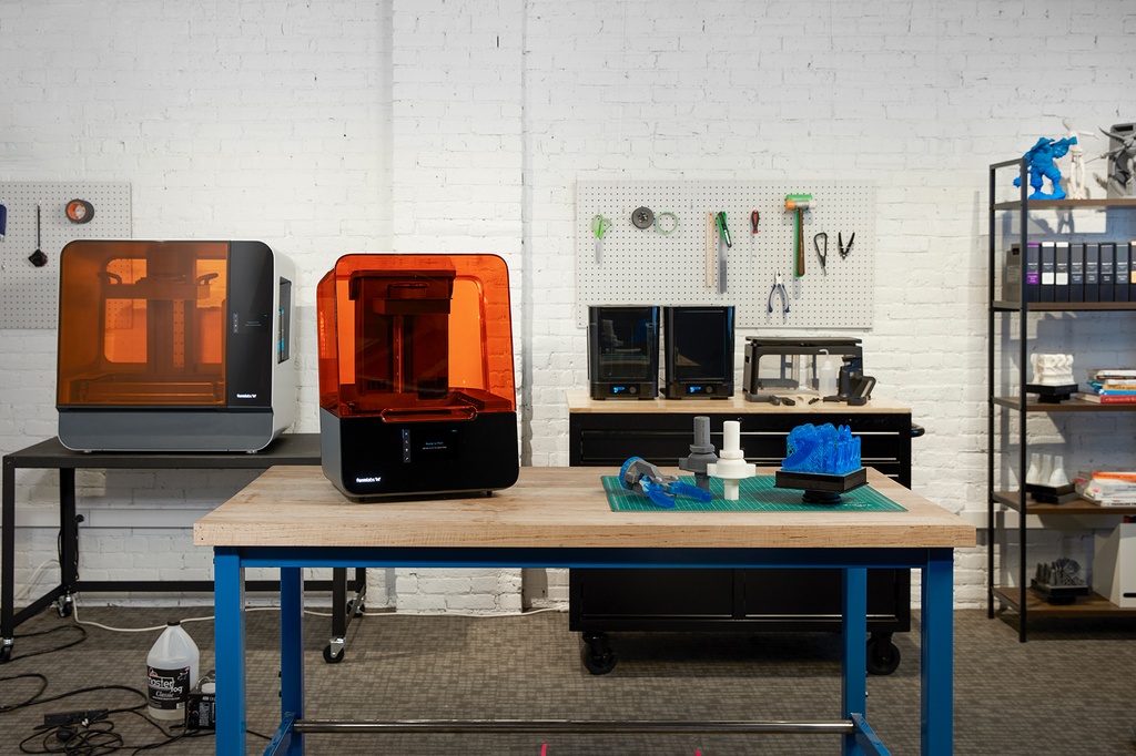 Formlabs-E-book-Form-3-Review-Roundup-Promo-002.jpg